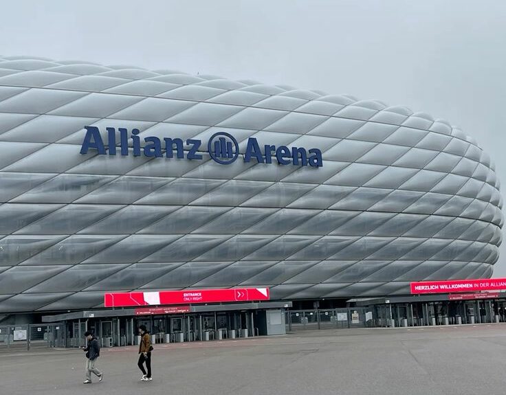 Photo de l'entrée du Stade de l'Allianz Arena